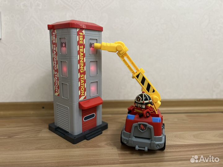 Набор Робокар Поли Рой и пожарная станция
