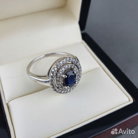 Кольцо серебряное с сапфиром и фианитами