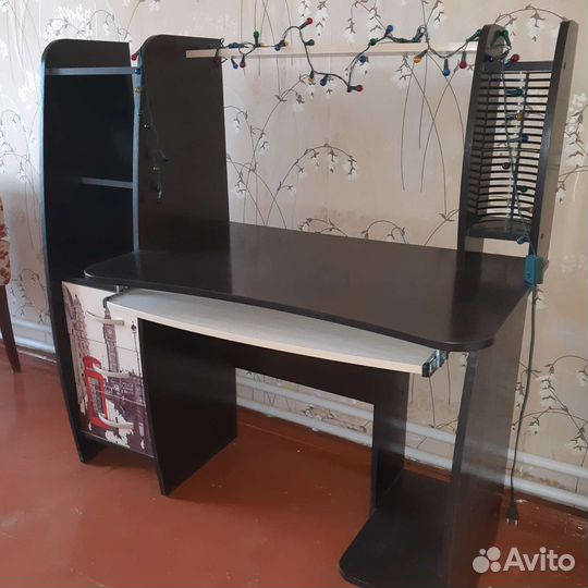 Компьютерный стол бу
