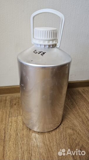Алюминиевые канистры бутыли бидоны 1 и 5 литров