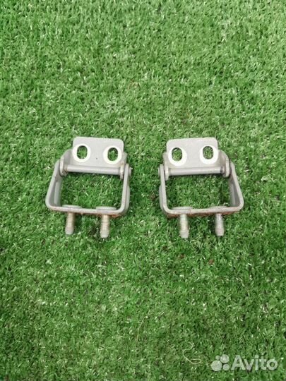 Петля двери багажника Chevrolet Lacetti хэтчбэк