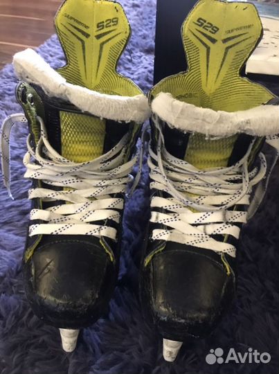 Коньки хоккейные