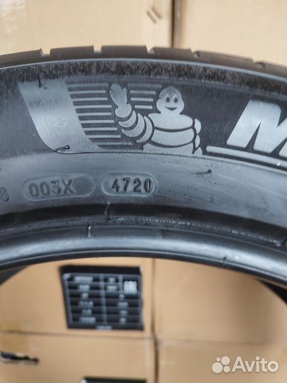 Michelin Pilot Sport 4 SUV 285/45 R21 113Y