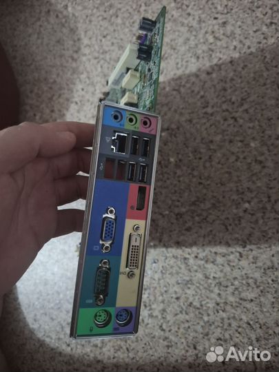 Материнская плата