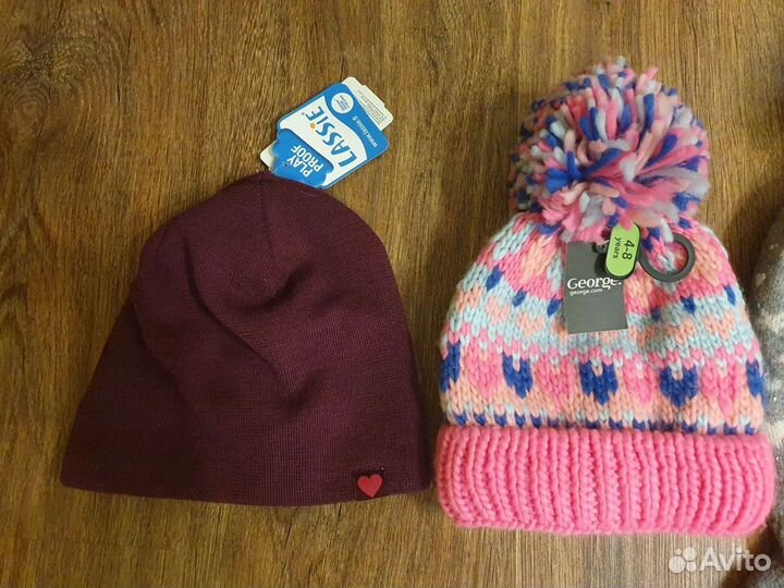 Шапки 50-52 новые lassie, george