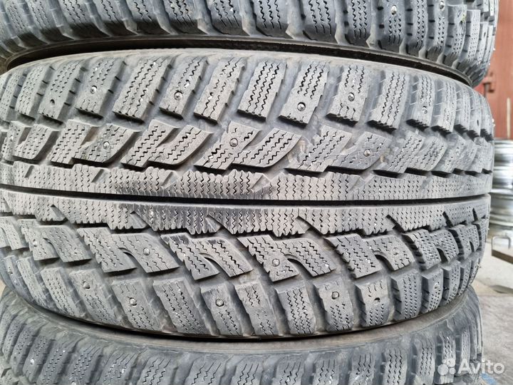 Kumho I'Zen RV Stud KC16 255/55 R18