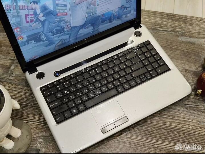 Продам игровой ноут