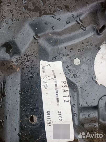 Панель двери задний правый Mazda 6 GG