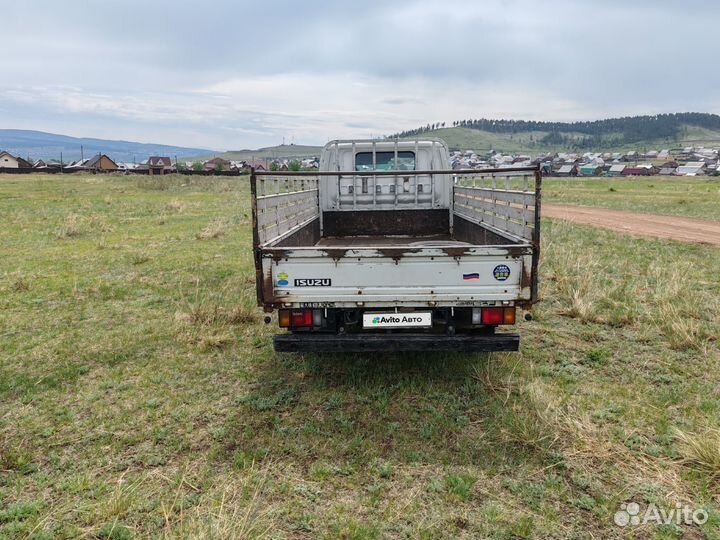 Isuzu Elf, 1997