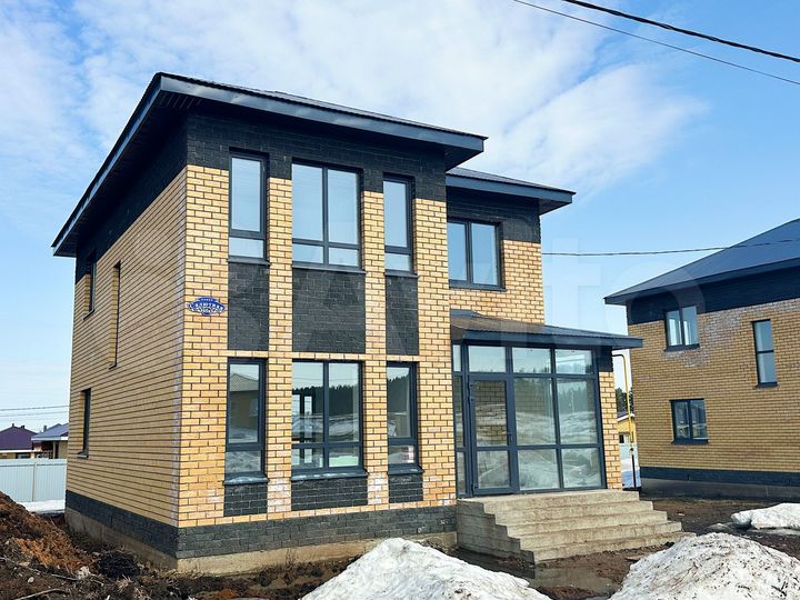 Дом 145 м² на участке 6,3 сот.