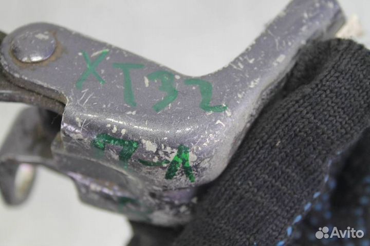 Петля двери передней левой верхняя Nissan X-Trail