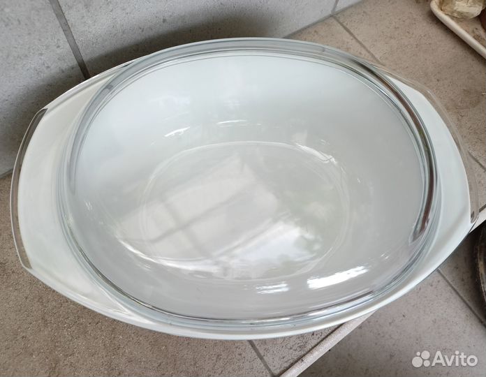Кастрюля. Жаропрочное стекло, стеклокерамика