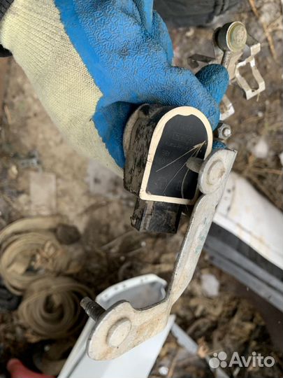 Датчик регулировки дорожного просвета Мерседес w20