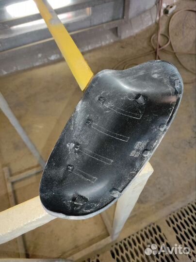 Накладка зеркала на Ниссан almera