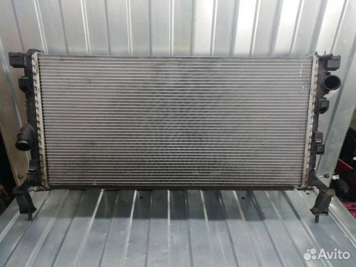 Радиатор основной Renault Laguna 3 универсал 2.0