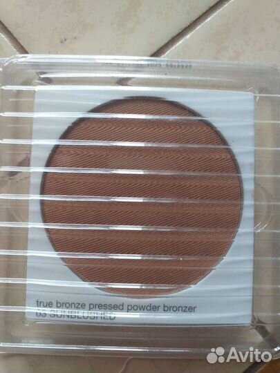 Clinique true bronze pressed powder bronzer