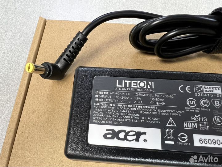 Блок питания для ноутбука Acer 19V 2.37A 45W