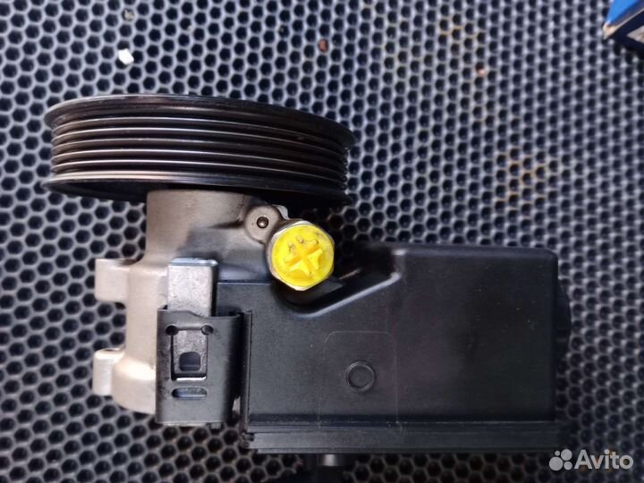 Насос гур rexton Кайрон