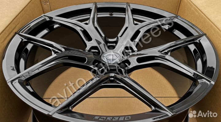 Кованые диски Range Rover Vogue Sport R22 наличие