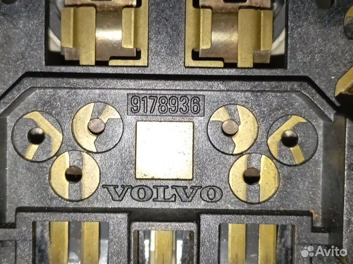 Обшивка потолка багажного отделения Volvo XC90 1G