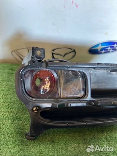 Туманка Toyota Avensis ADT250