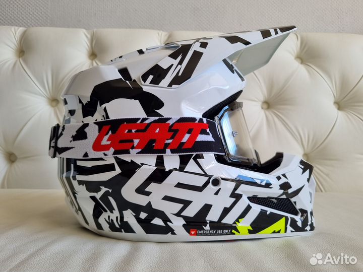 Hoвый Moтoшлем Leatt Moto 3.5 Неlmеt Кit Zebra V23