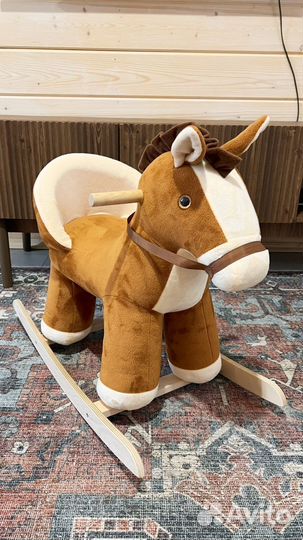 Детская качалка лошадь