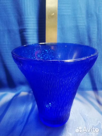 Маленькая вазочка, цветной хрусталь