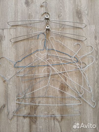 Плечики металлические