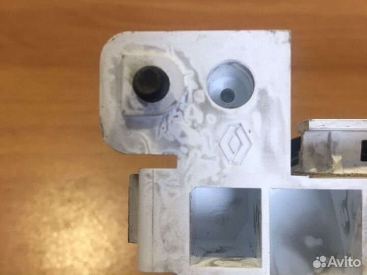 Блок управления отопителем Renault Logan 2017