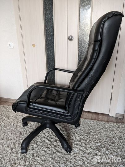 Компьютерное кресло руководителя бу