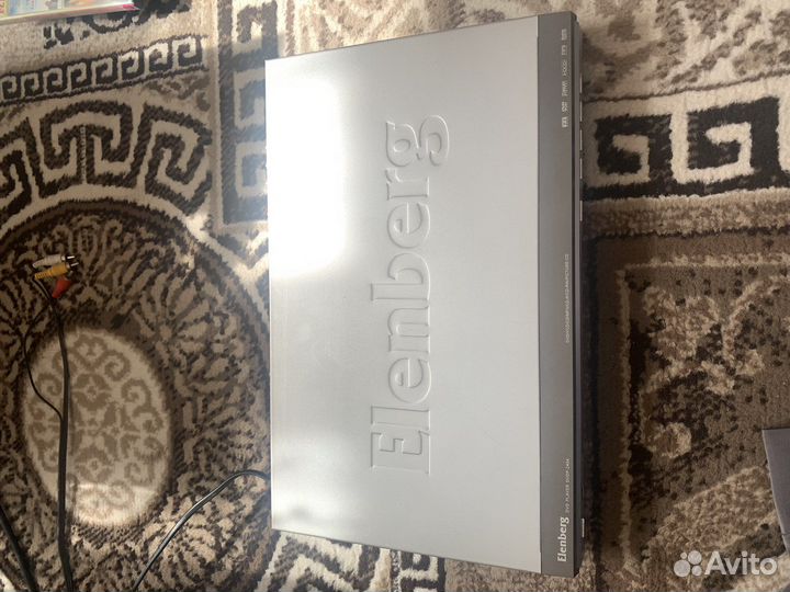 Dvdp-2404 плеер Elenberg