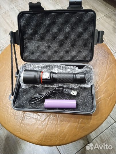 Фонарик светодиодный аккумуляторный