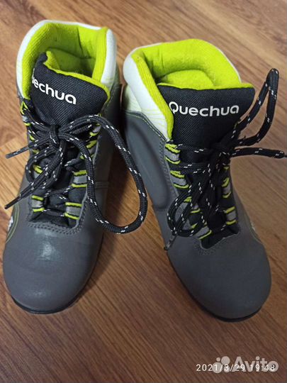 Лыжные ботинки. Размер 35