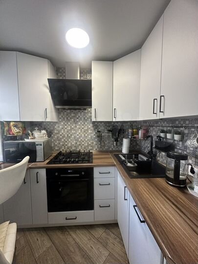 4-к. квартира, 60 м², 2/5 эт.