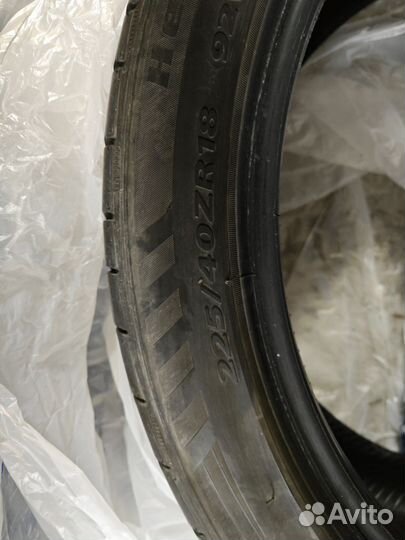 Habilead HF330 225/40 R18 91V