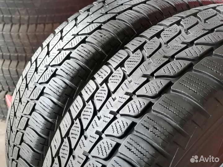 Bridgestone Blizzak LM-25 225/65 R17