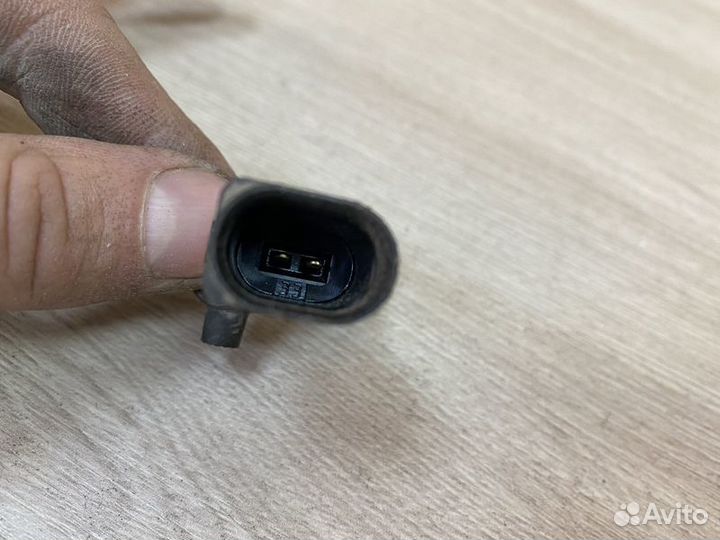 Датчик ABS задний правый Volkswagen Polo MK5 с2009