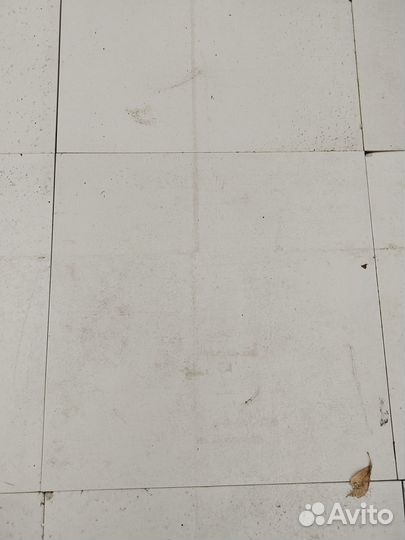 Плитка напольная бу