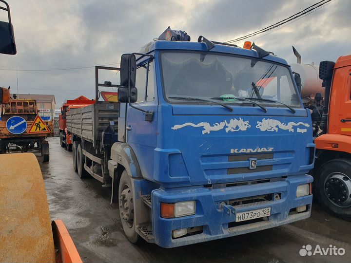 Водитель на манипулятор