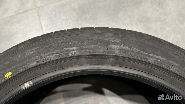 Yokohama Advan Sport V107E 285/35 R19 103Y