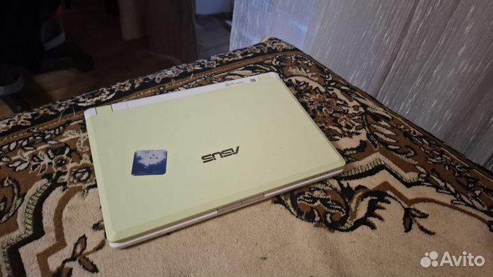 Нетбук asus eee pc