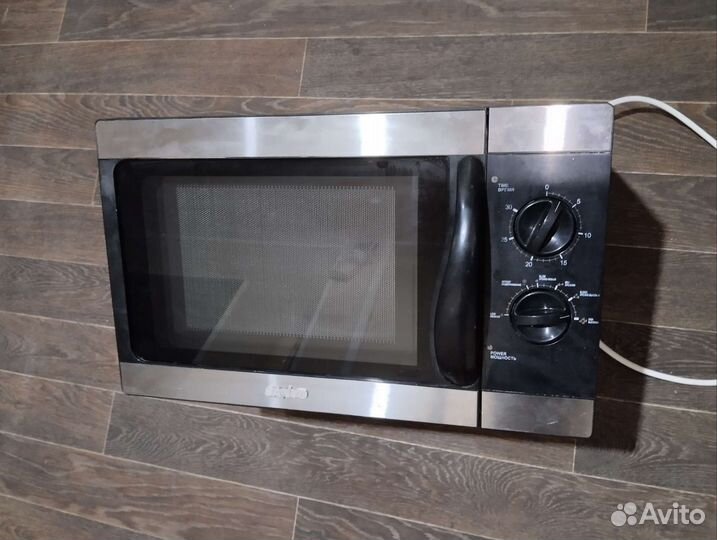 Микроволновая печь Sanyo EM-P7-L12