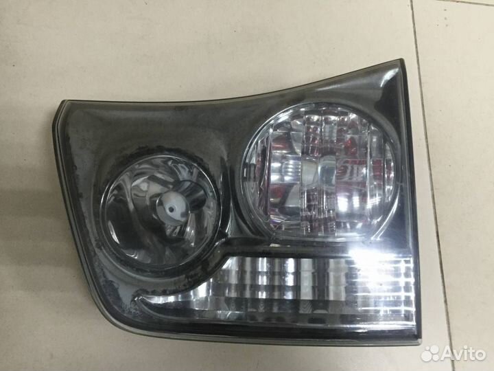 Фонарь задний внутренний правый Lexus RX 300/330/3