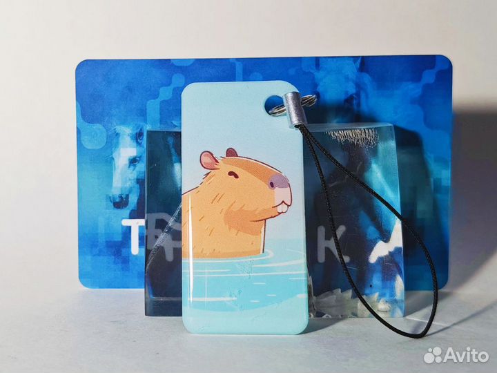 Брелок Тройка капибара в стиле аниме