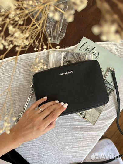 Michael kors crossbody