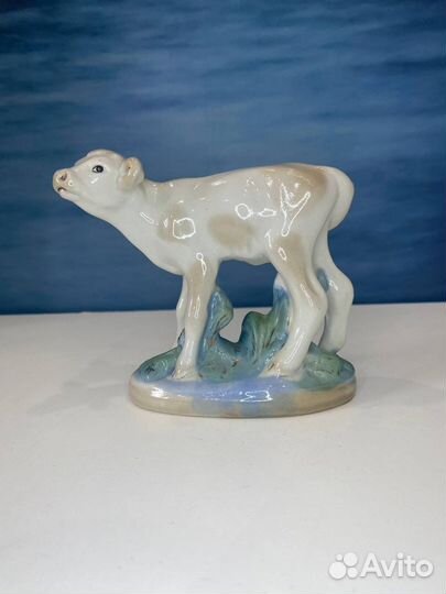 Бычок. Фарфор. Статуэтка. Гжель 1960 годы