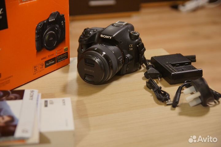 Продам почти новый зеркальный sony SLT-58K, A58