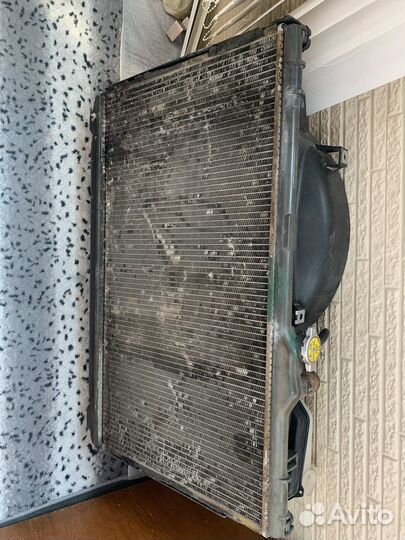 Продам радиатор на тойоту кресту 90