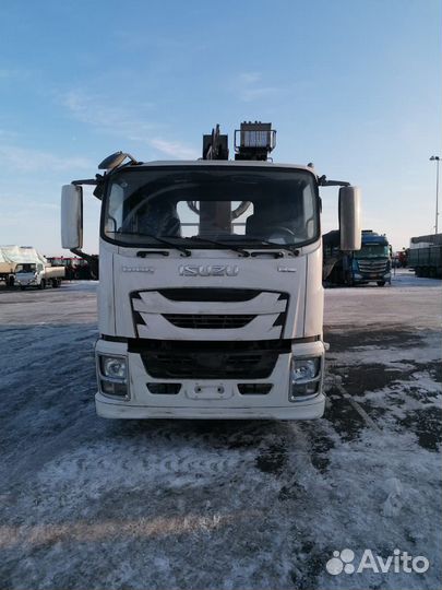 Isuzu Giga (C-series) с КМУ, 2023